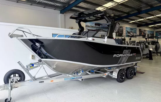 Stock Formosa 595 X Bowrider #06658