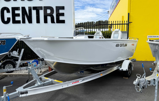 2025 Stacer 469 Outlaw Side Console #82010