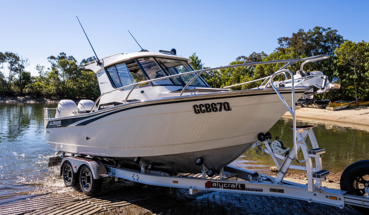 Inside this Extreme Boats 745 Walk Around Build | Gold Coast Boating Centre