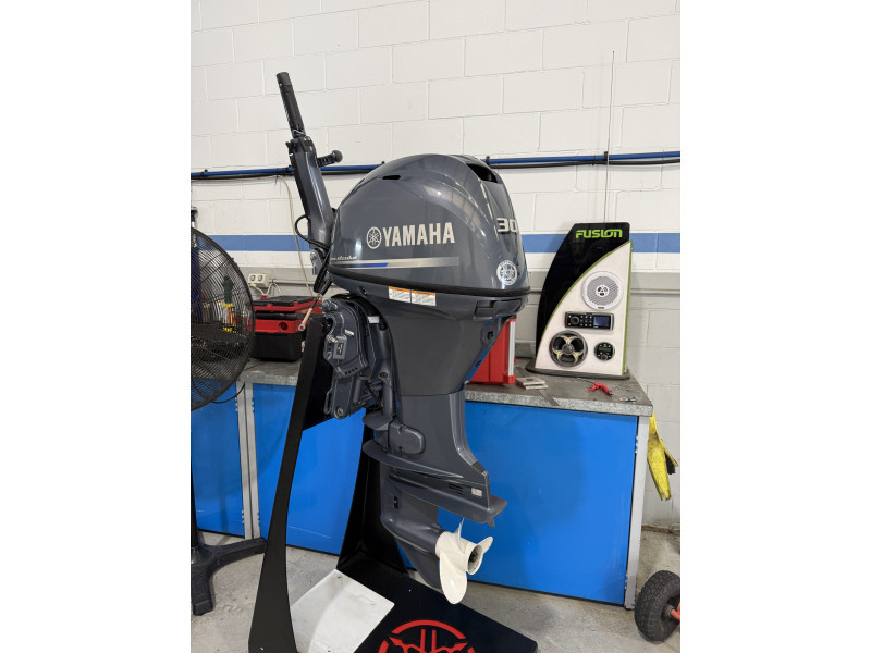 2020 Yamaha F30LA Four Stroke Tiller Outboard #1003510