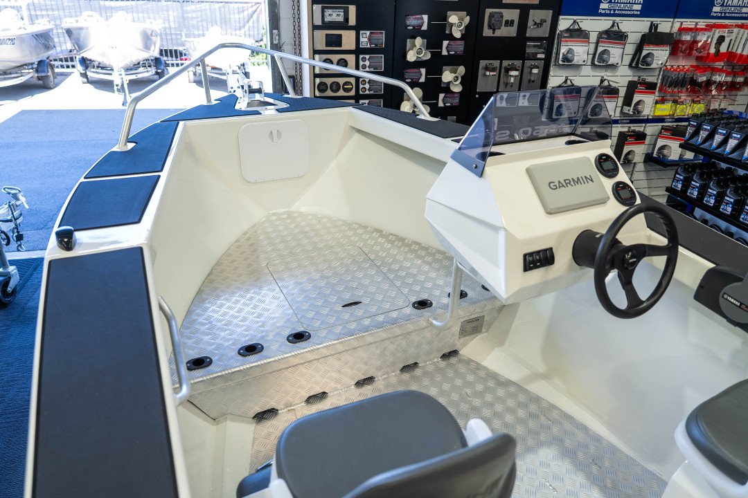  | Gold Coast Boating Centre