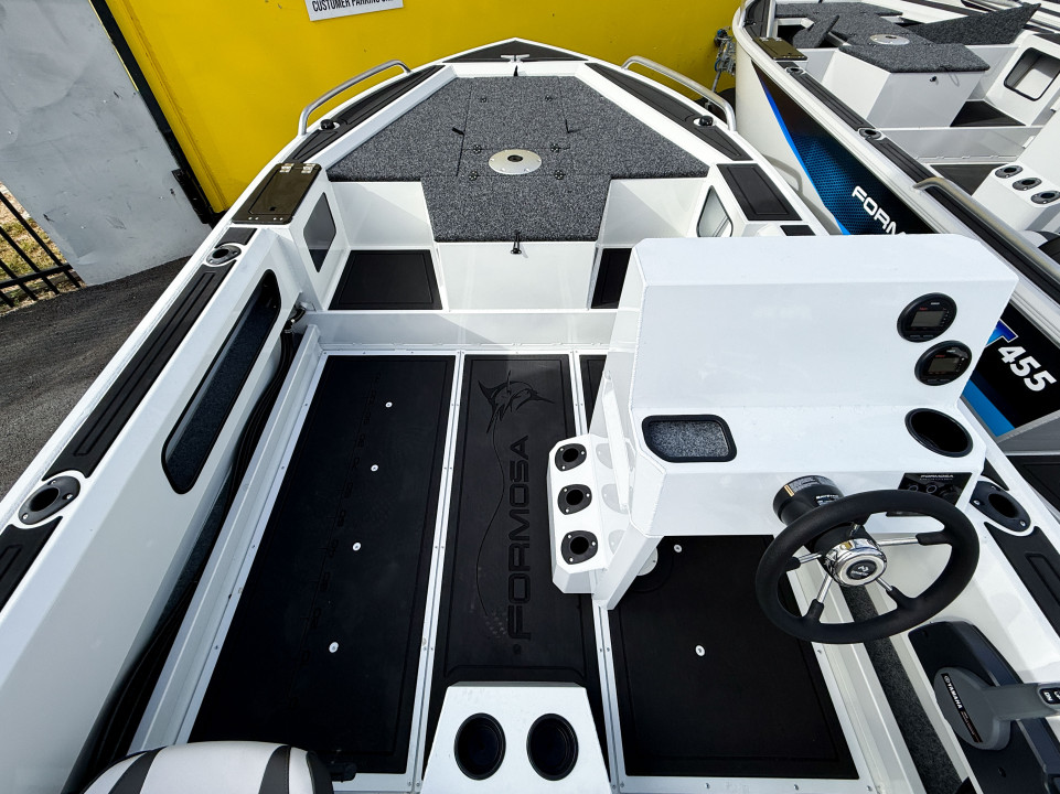  | Gold Coast Boating Centre
