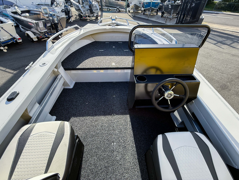  | Gold Coast Boating Centre