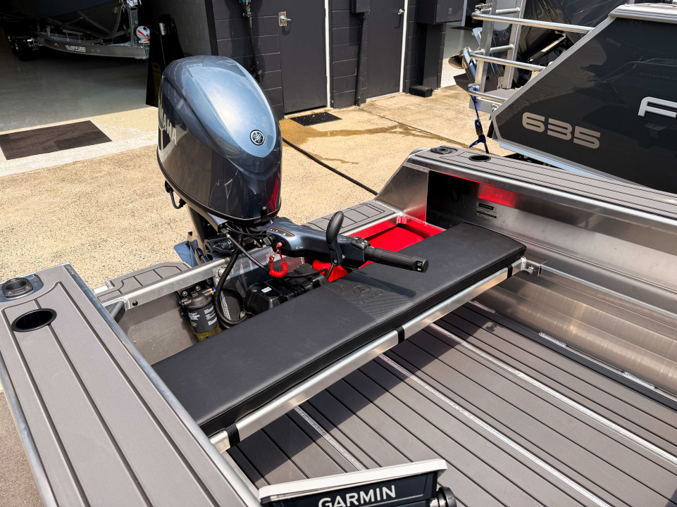 | Gold Coast Boating Centre