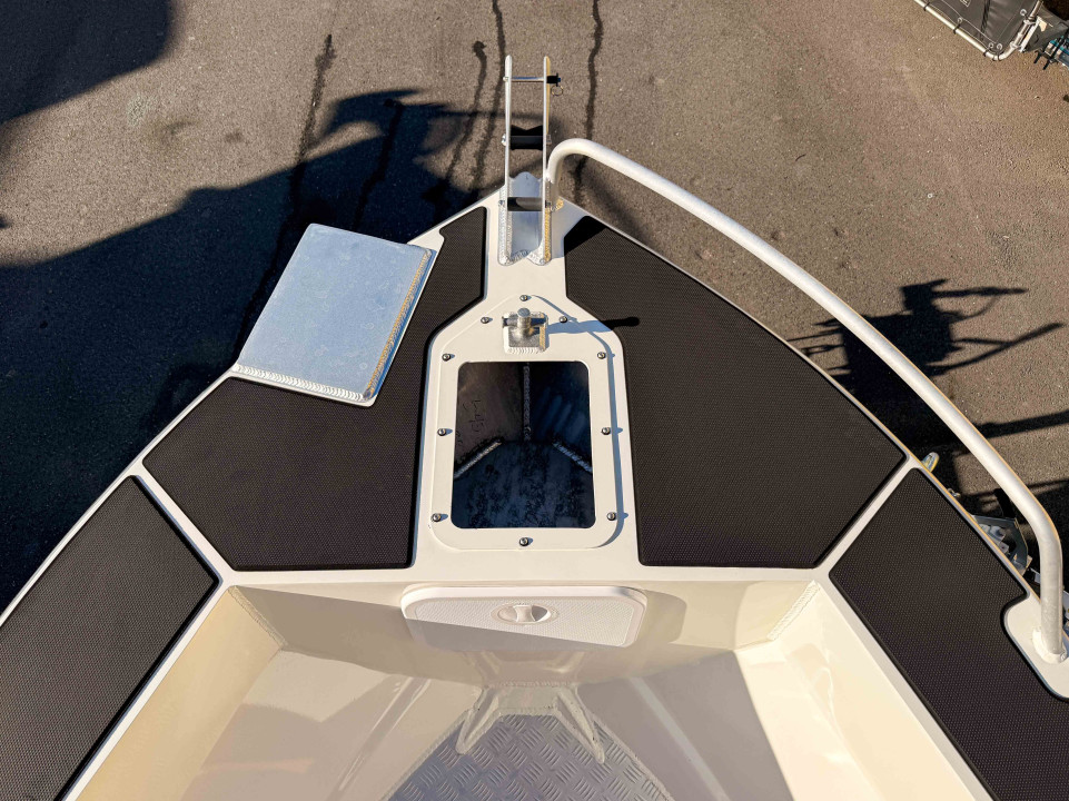  | Gold Coast Boating Centre