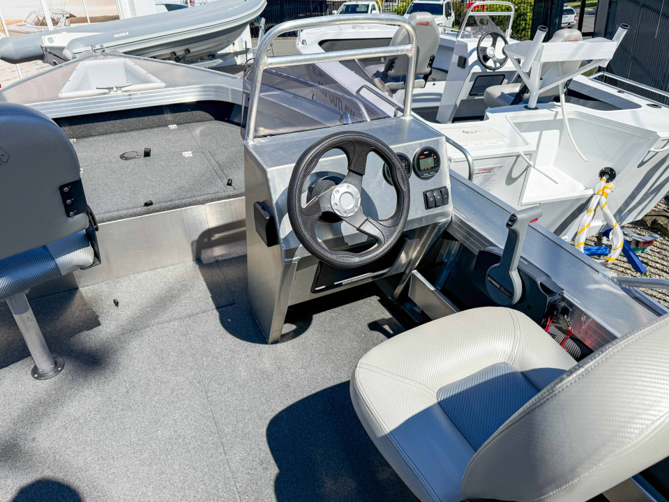  | Gold Coast Boating Centre