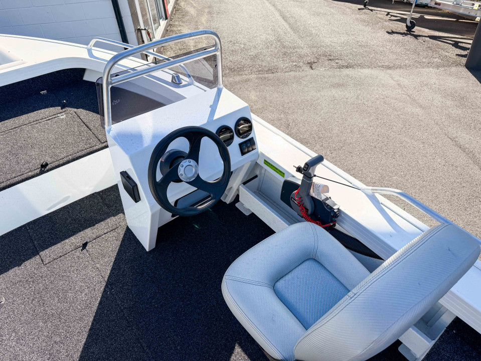  | Gold Coast Boating Centre